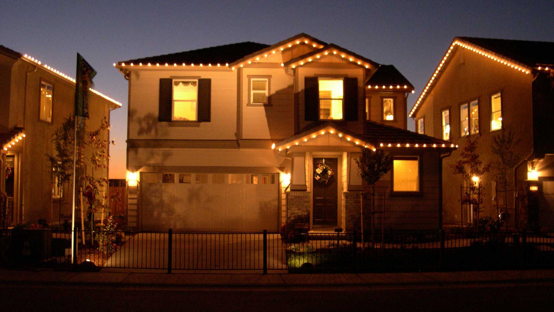Christmas Light Installer